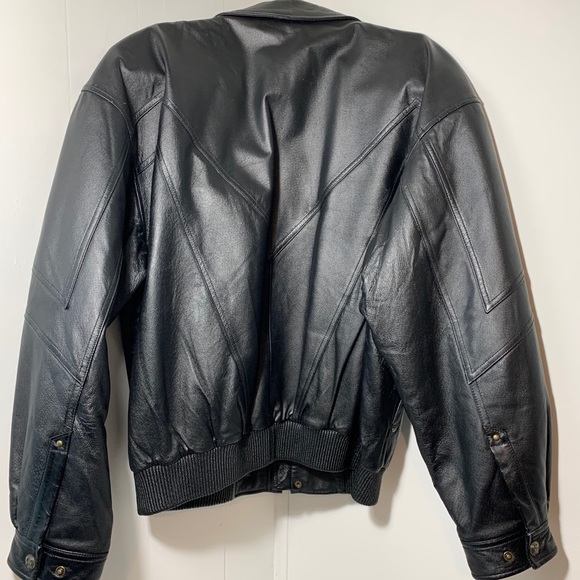 Women’s Cripple Creek 100% Leather Jacket - Picture 3 of 16